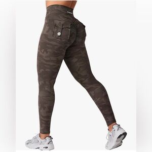 Yeoreo Camo High-Waist Scrunch Leggings - Olive Camo